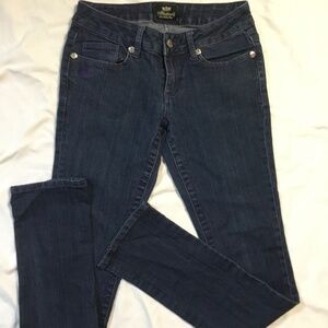 Akademiks Women's Slim Jeans Dark Blue w/ Purple Stitching on Pockets Size 26